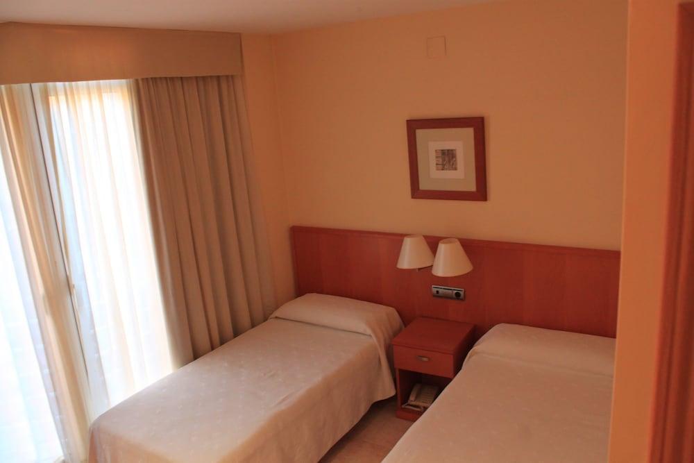 ל'אמטיה דה מר Hotel Del Port מראה חיצוני תמונה